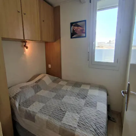3 For 4 People Apartmán Agde